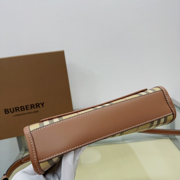 BURBERRY Mini Pocket Bag-23*6*26.5CM [C1TLK-025028] CELINE CHANEL ACCESSORIES LOEWE SHOES LOUIS VUITTON DIRO YSL OTHER BRAND HANDBAGS BALENCIAGA BOTTEGA VENETA GOYARD HERMES BURBERRY VALENTINO GUCCI FENDI MIUMIU CHLOE PRADA BVLGARI SUITCASE NEW ARRIVAL 