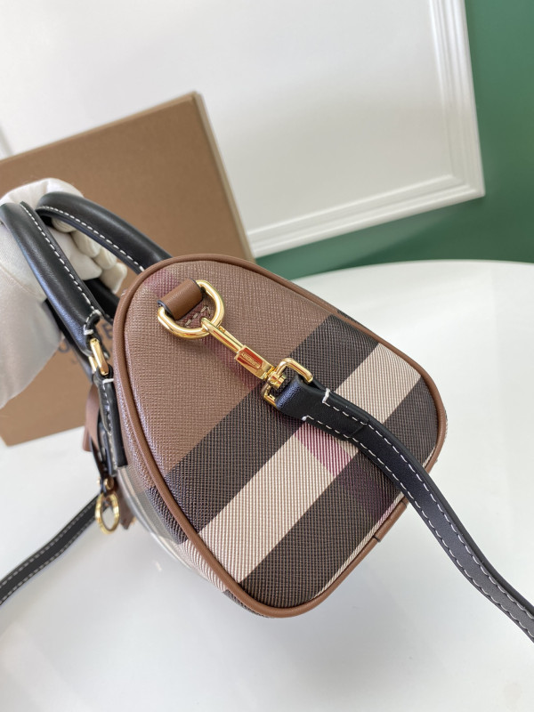 BURBERRY Mini Check Bowling Bag-18.5*11*12CM [C1TLK-024403] CELINE CHANEL ACCESSORIES LOEWE SHOES LOUIS VUITTON DIRO YSL OTHER BRAND HANDBAGS BALENCIAGA BOTTEGA VENETA GOYARD HERMES BURBERRY VALENTINO GUCCI FENDI MIUMIU CHLOE PRADA BVLGARI SUITCASE NEW ARRIVAL 