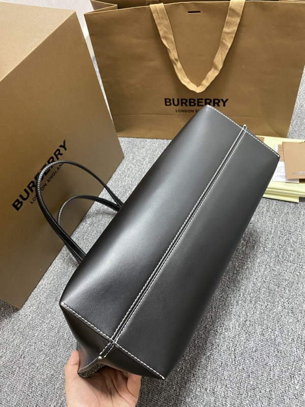 BURBERRY Medium Check Tote bag-34*14*28CM [C1TLK-022601] CELINE CHANEL ACCESSORIES LOEWE SHOES LOUIS VUITTON DIRO YSL OTHER BRAND HANDBAGS BALENCIAGA BOTTEGA VENETA GOYARD HERMES BURBERRY VALENTINO GUCCI FENDI MIUMIU CHLOE PRADA BVLGARI SUITCASE NEW ARRIVAL 