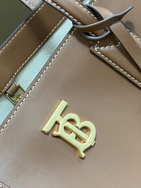 BURBERRY Medium Check Tote bag-34*14*28CM [C1TLK-022439] CELINE CHANEL ACCESSORIES LOEWE SHOES LOUIS VUITTON DIRO YSL OTHER BRAND HANDBAGS BALENCIAGA BOTTEGA VENETA GOYARD HERMES BURBERRY VALENTINO GUCCI FENDI MIUMIU CHLOE PRADA BVLGARI SUITCASE NEW ARRIVAL 