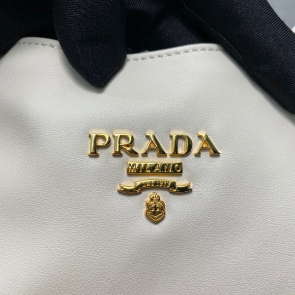 Prada Vintage Tote-39*29*19CM [1BA638-01] CELINE CHANEL ACCESSORIES LOEWE SHOES LOUIS VUITTON DIRO YSL OTHER BRAND HANDBAGS BALENCIAGA BOTTEGA VENETA GOYARD HERMES BURBERRY VALENTINO GUCCI FENDI MIUMIU CHLOE PRADA BVLGARI SUITCASE NEW ARRIVAL 