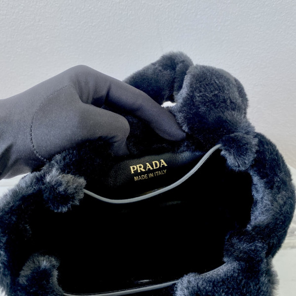 Prada Woolen Bucket Bag-18*15.5*10CM [1BA349-02] CELINE CHANEL ACCESSORIES LOEWE SHOES LOUIS VUITTON DIRO YSL OTHER BRAND HANDBAGS BALENCIAGA BOTTEGA VENETA GOYARD HERMES BURBERRY VALENTINO GUCCI FENDI MIUMIU CHLOE PRADA BVLGARI SUITCASE NEW ARRIVAL 