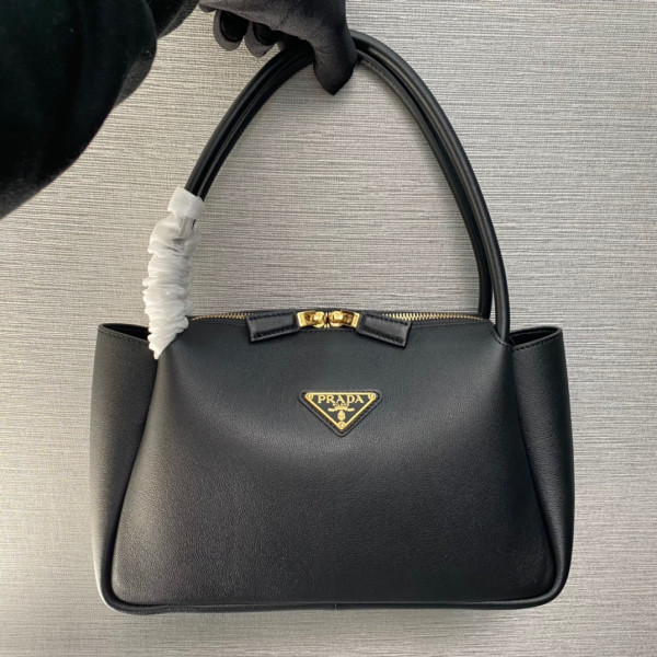 Prada leather handbag-28*18*11CM [1BA444-01] CELINE CHANEL ACCESSORIES LOEWE SHOES LOUIS VUITTON DIRO YSL OTHER BRAND HANDBAGS BALENCIAGA BOTTEGA VENETA GOYARD HERMES BURBERRY VALENTINO GUCCI FENDI MIUMIU CHLOE PRADA BVLGARI SUITCASE NEW ARRIVAL 