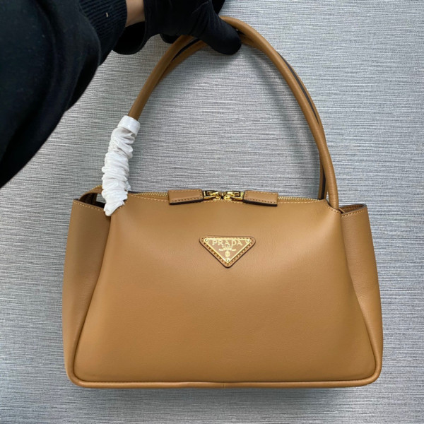 Prada leather handbag-28*18*11CM [1BA444] CELINE CHANEL ACCESSORIES LOEWE SHOES LOUIS VUITTON DIRO YSL OTHER BRAND HANDBAGS BALENCIAGA BOTTEGA VENETA GOYARD HERMES BURBERRY VALENTINO GUCCI FENDI MIUMIU CHLOE PRADA BVLGARI SUITCASE NEW ARRIVAL 