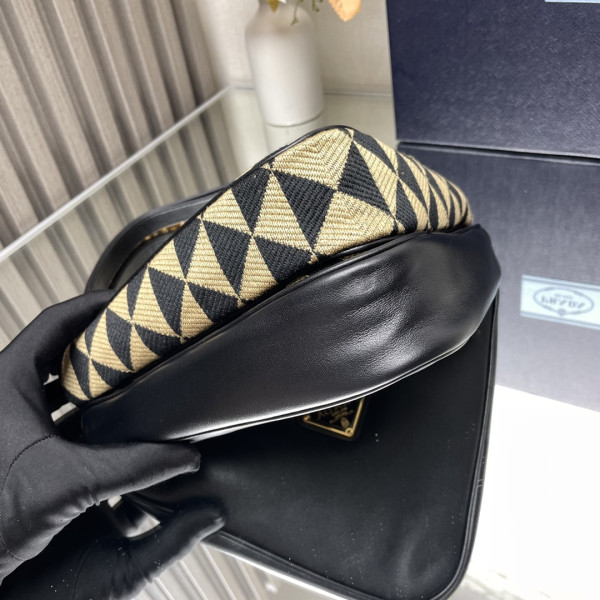 Prada Triangular sequined pouch-26*16*13CM [1BC176-01] CELINE CHANEL ACCESSORIES LOEWE SHOES LOUIS VUITTON DIRO YSL OTHER BRAND HANDBAGS BALENCIAGA BOTTEGA VENETA GOYARD HERMES BURBERRY VALENTINO GUCCI FENDI MIUMIU CHLOE PRADA BVLGARI SUITCASE NEW ARRIVAL 