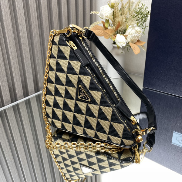 Prada Triangular sequined pouch-26*16*13CM [1BC176-01] CELINE CHANEL ACCESSORIES LOEWE SHOES LOUIS VUITTON DIRO YSL OTHER BRAND HANDBAGS BALENCIAGA BOTTEGA VENETA GOYARD HERMES BURBERRY VALENTINO GUCCI FENDI MIUMIU CHLOE PRADA BVLGARI SUITCASE NEW ARRIVAL 