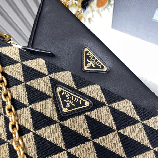 Prada Triangular sequined pouch-26*16*13CM [1BC176-01] CELINE CHANEL ACCESSORIES LOEWE SHOES LOUIS VUITTON DIRO YSL OTHER BRAND HANDBAGS BALENCIAGA BOTTEGA VENETA GOYARD HERMES BURBERRY VALENTINO GUCCI FENDI MIUMIU CHLOE PRADA BVLGARI SUITCASE NEW ARRIVAL 