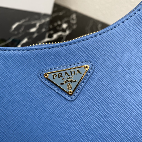 PRADA Re-Edition 2005 Saffiano bag-22*18*6.5CM [1BH204-01] CELINE CHANEL ACCESSORIES LOEWE SHOES LOUIS VUITTON DIRO YSL OTHER BRAND HANDBAGS BALENCIAGA BOTTEGA VENETA GOYARD HERMES BURBERRY VALENTINO GUCCI FENDI MIUMIU CHLOE PRADA BVLGARI SUITCASE NEW ARRIVAL 