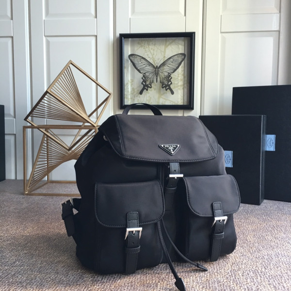 PRADA Backpack-31*32*15CM [C1TJD-032440] CELINE CHANEL ACCESSORIES LOEWE SHOES LOUIS VUITTON DIRO YSL OTHER BRAND HANDBAGS BALENCIAGA BOTTEGA VENETA GOYARD HERMES BURBERRY VALENTINO GUCCI FENDI MIUMIU CHLOE PRADA BVLGARI SUITCASE NEW ARRIVAL 