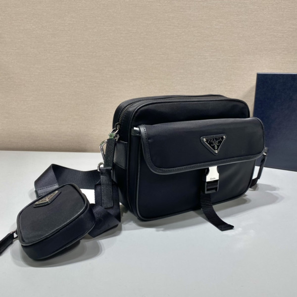 Prada MESSAGE Bag-22*16*5*CM [2VH133B] CELINE CHANEL ACCESSORIES LOEWE SHOES LOUIS VUITTON DIRO YSL OTHER BRAND HANDBAGS BALENCIAGA BOTTEGA VENETA GOYARD HERMES BURBERRY VALENTINO GUCCI FENDI MIUMIU CHLOE PRADA BVLGARI SUITCASE NEW ARRIVAL 