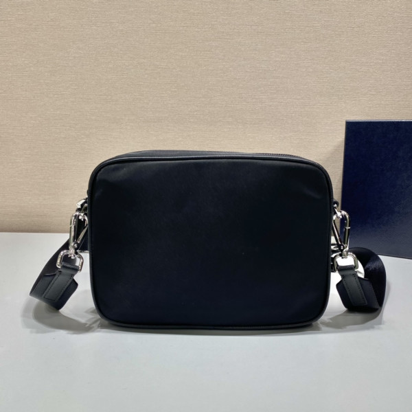 Prada MESSAGE Bag-22*16*5*CM [2VH133B] CELINE CHANEL ACCESSORIES LOEWE SHOES LOUIS VUITTON DIRO YSL OTHER BRAND HANDBAGS BALENCIAGA BOTTEGA VENETA GOYARD HERMES BURBERRY VALENTINO GUCCI FENDI MIUMIU CHLOE PRADA BVLGARI SUITCASE NEW ARRIVAL 