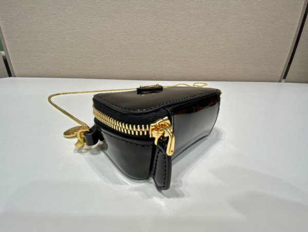 Prada Mini Bag-11*6.5*2.5*CM [1NR025-01] CELINE CHANEL ACCESSORIES LOEWE SHOES LOUIS VUITTON DIRO YSL OTHER BRAND HANDBAGS BALENCIAGA BOTTEGA VENETA GOYARD HERMES BURBERRY VALENTINO GUCCI FENDI MIUMIU CHLOE PRADA BVLGARI SUITCASE NEW ARRIVAL 