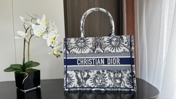 (image for) MEDIUM DIRO BOOK TOTE-36*18*28CM