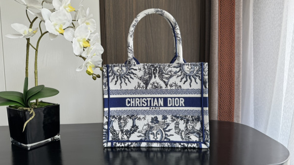 (image for) SMALL DIRO BOOK TOTE-26.5*21*14CM