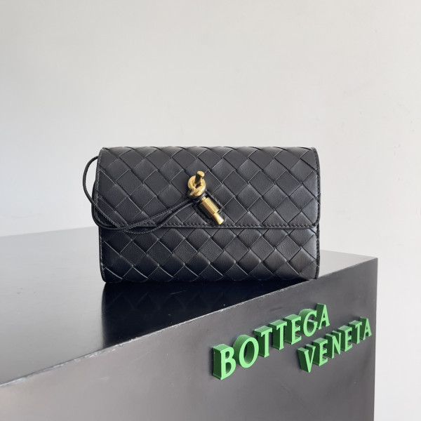 BOTTEGA VENETA Andiamo - 19*11.5*3CM (image for) BOTTEGA VENETA Andiamo - 19*11.5*3CM