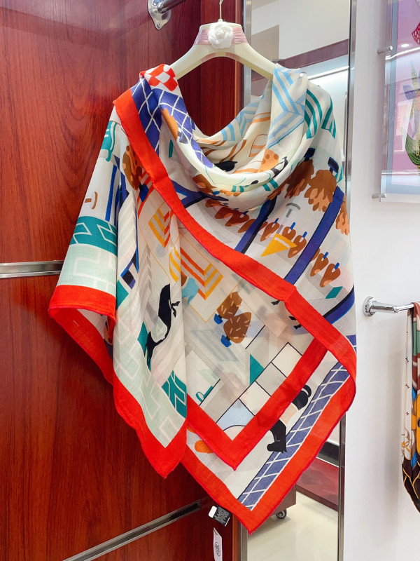 Hermes Scarf [C1TJ4-023717] CELINE CHANEL ACCESSORIES LOEWE SHOES LOUIS VUITTON DIRO YSL OTHER BRAND HANDBAGS BALENCIAGA BOTTEGA VENETA GOYARD HERMES BURBERRY VALENTINO GUCCI FENDI MIUMIU CHLOE PRADA BVLGARI SUITCASE NEW ARRIVAL 