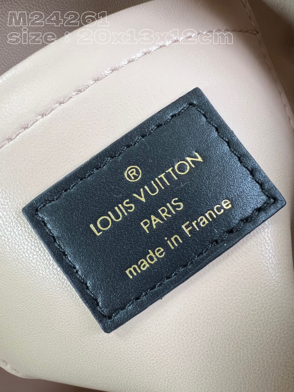 LOUIS VUITTON SPEEDY BANDOULI?RE 20 [M24261-02] CELINE CHANEL ACCESSORIES LOEWE SHOES LOUIS VUITTON DIRO YSL OTHER BRAND HANDBAGS BALENCIAGA BOTTEGA VENETA GOYARD HERMES BURBERRY VALENTINO GUCCI FENDI MIUMIU CHLOE PRADA BVLGARI SUITCASE NEW ARRIVAL 