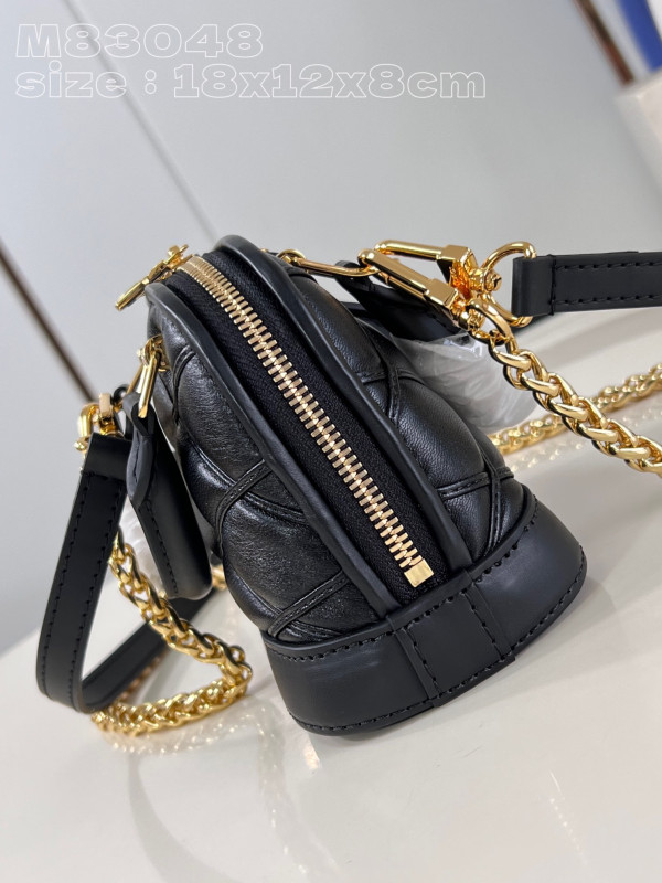 LOUIS VUITTON Nano Alma-18*12*8cm [M83048] CELINE CHANEL ACCESSORIES LOEWE SHOES LOUIS VUITTON DIRO YSL OTHER BRAND HANDBAGS BALENCIAGA BOTTEGA VENETA GOYARD HERMES BURBERRY VALENTINO GUCCI FENDI MIUMIU CHLOE PRADA BVLGARI SUITCASE NEW ARRIVAL 