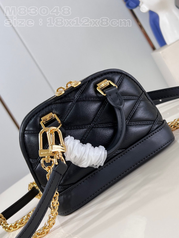 LOUIS VUITTON Nano Alma-18*12*8cm [M83048] CELINE CHANEL ACCESSORIES LOEWE SHOES LOUIS VUITTON DIRO YSL OTHER BRAND HANDBAGS BALENCIAGA BOTTEGA VENETA GOYARD HERMES BURBERRY VALENTINO GUCCI FENDI MIUMIU CHLOE PRADA BVLGARI SUITCASE NEW ARRIVAL 