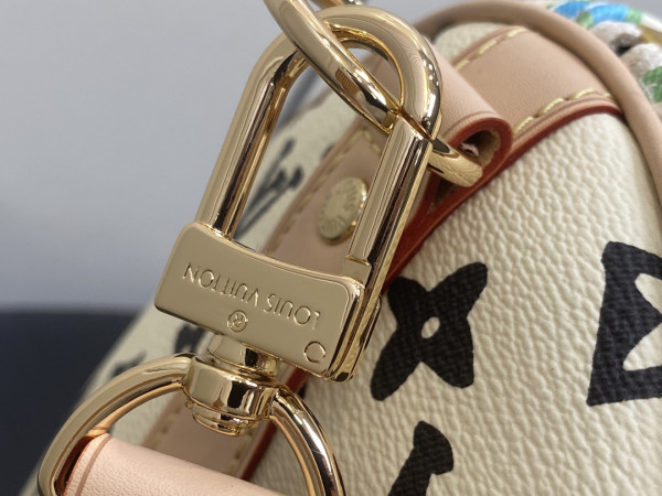 LOUIS VUITTON KEEPALL BANDOULI?RE 50 [M24901白彩] CELINE CHANEL ACCESSORIES LOEWE SHOES LOUIS VUITTON DIRO YSL OTHER BRAND HANDBAGS BALENCIAGA BOTTEGA VENETA GOYARD HERMES BURBERRY VALENTINO GUCCI FENDI MIUMIU CHLOE PRADA BVLGARI SUITCASE NEW ARRIVAL 