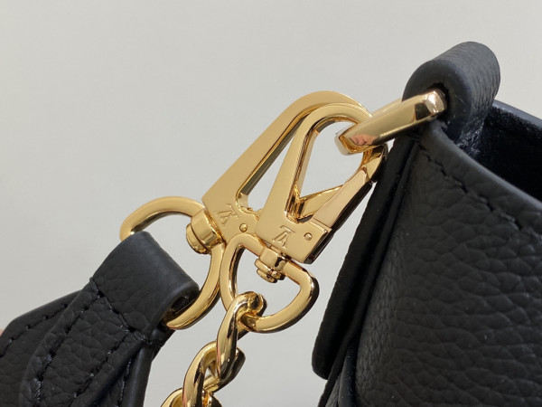 LOUIS VUITTON Lock and Walk - 20 x 20.5 x 12CM [M24006-03] CELINE CHANEL ACCESSORIES LOEWE SHOES LOUIS VUITTON DIRO YSL OTHER BRAND HANDBAGS BALENCIAGA BOTTEGA VENETA GOYARD HERMES BURBERRY VALENTINO GUCCI FENDI MIUMIU CHLOE PRADA BVLGARI SUITCASE NEW ARRIVAL 