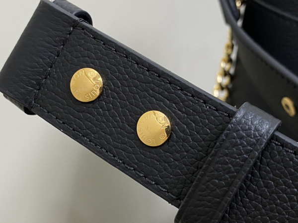 LOUIS VUITTON Lock and Walk - 20 x 20.5 x 12CM [M24006-03] CELINE CHANEL ACCESSORIES LOEWE SHOES LOUIS VUITTON DIRO YSL OTHER BRAND HANDBAGS BALENCIAGA BOTTEGA VENETA GOYARD HERMES BURBERRY VALENTINO GUCCI FENDI MIUMIU CHLOE PRADA BVLGARI SUITCASE NEW ARRIVAL 