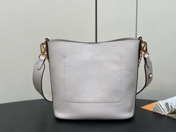 LOUIS VUITTON Lock and Walk - 20 x 20.5 x 12CM [M24006-01] CELINE CHANEL ACCESSORIES LOEWE SHOES LOUIS VUITTON DIRO YSL OTHER BRAND HANDBAGS BALENCIAGA BOTTEGA VENETA GOYARD HERMES BURBERRY VALENTINO GUCCI FENDI MIUMIU CHLOE PRADA BVLGARI SUITCASE NEW ARRIVAL 