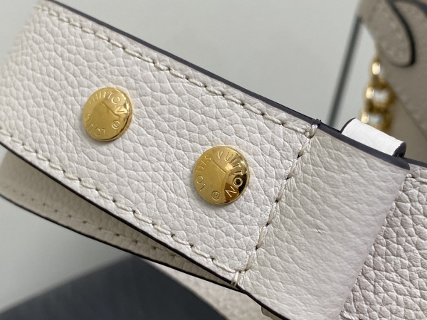 LOUIS VUITTON Lock and Walk - 20 x 20.5 x 12CM [M24006-01] CELINE CHANEL ACCESSORIES LOEWE SHOES LOUIS VUITTON DIRO YSL OTHER BRAND HANDBAGS BALENCIAGA BOTTEGA VENETA GOYARD HERMES BURBERRY VALENTINO GUCCI FENDI MIUMIU CHLOE PRADA BVLGARI SUITCASE NEW ARRIVAL 
