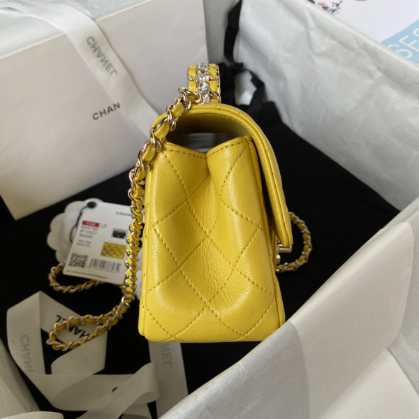 CL FLAP BAG WITH TOP HANDLE-18CM [AS4140-02] CELINE CHANEL ACCESSORIES LOEWE SHOES LOUIS VUITTON DIRO YSL OTHER BRAND HANDBAGS BALENCIAGA BOTTEGA VENETA GOYARD HERMES BURBERRY VALENTINO GUCCI FENDI MIUMIU CHLOE PRADA BVLGARI SUITCASE NEW ARRIVAL 