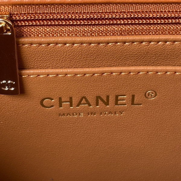 CL FLAP BAG WITH TOP HANDLE-18CM [AS4140-01] CELINE CHANEL ACCESSORIES LOEWE SHOES LOUIS VUITTON DIRO YSL OTHER BRAND HANDBAGS BALENCIAGA BOTTEGA VENETA GOYARD HERMES BURBERRY VALENTINO GUCCI FENDI MIUMIU CHLOE PRADA BVLGARI SUITCASE NEW ARRIVAL 