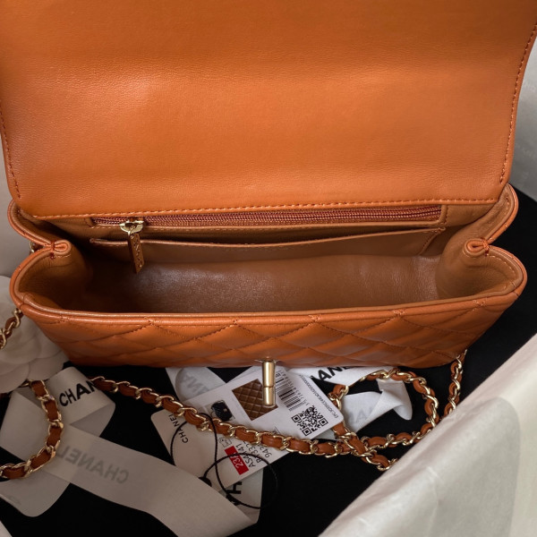 CL FLAP BAG WITH TOP HANDLE-21CM [AS4141-03] CELINE CHANEL ACCESSORIES LOEWE SHOES LOUIS VUITTON DIRO YSL OTHER BRAND HANDBAGS BALENCIAGA BOTTEGA VENETA GOYARD HERMES BURBERRY VALENTINO GUCCI FENDI MIUMIU CHLOE PRADA BVLGARI SUITCASE NEW ARRIVAL 