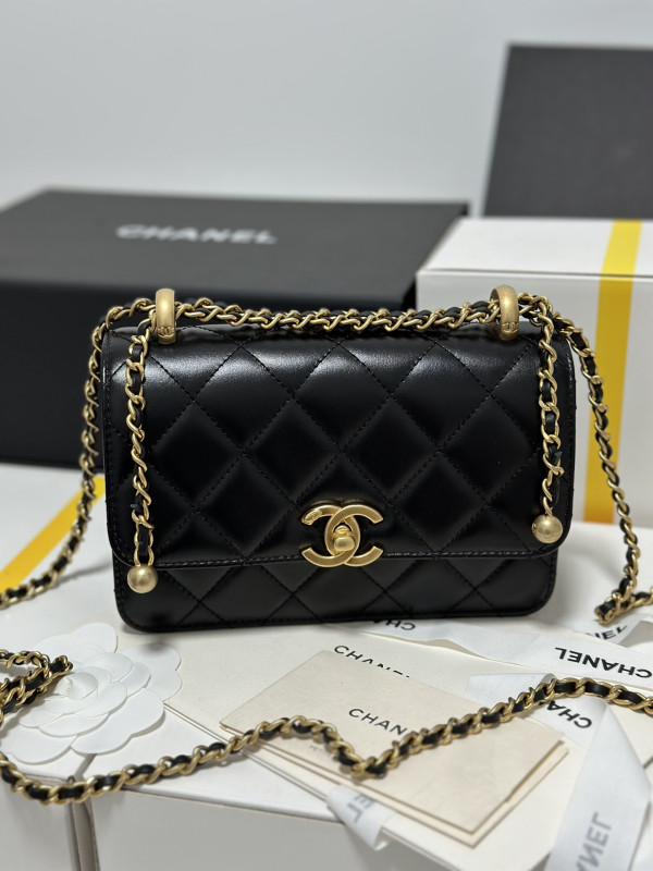 CL FLAP BAG -12X19X8CM [AS2615-01] CELINE CHANEL ACCESSORIES LOEWE SHOES LOUIS VUITTON DIRO YSL OTHER BRAND HANDBAGS BALENCIAGA BOTTEGA VENETA GOYARD HERMES BURBERRY VALENTINO GUCCI FENDI MIUMIU CHLOE PRADA BVLGARI SUITCASE NEW ARRIVAL 