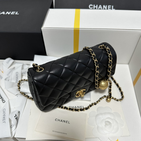 CL FLAP BAG -13X20X7CM [AS1787] CELINE CHANEL ACCESSORIES LOEWE SHOES LOUIS VUITTON DIRO YSL OTHER BRAND HANDBAGS BALENCIAGA BOTTEGA VENETA GOYARD HERMES BURBERRY VALENTINO GUCCI FENDI MIUMIU CHLOE PRADA BVLGARI SUITCASE NEW ARRIVAL 