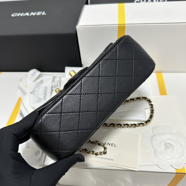 CL FLAP BAG -13X20X7CM [AS1787] CELINE CHANEL ACCESSORIES LOEWE SHOES LOUIS VUITTON DIRO YSL OTHER BRAND HANDBAGS BALENCIAGA BOTTEGA VENETA GOYARD HERMES BURBERRY VALENTINO GUCCI FENDI MIUMIU CHLOE PRADA BVLGARI SUITCASE NEW ARRIVAL 