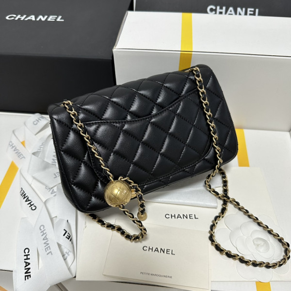 CL FLAP BAG -13X20X7CM [AS1787] CELINE CHANEL ACCESSORIES LOEWE SHOES LOUIS VUITTON DIRO YSL OTHER BRAND HANDBAGS BALENCIAGA BOTTEGA VENETA GOYARD HERMES BURBERRY VALENTINO GUCCI FENDI MIUMIU CHLOE PRADA BVLGARI SUITCASE NEW ARRIVAL 