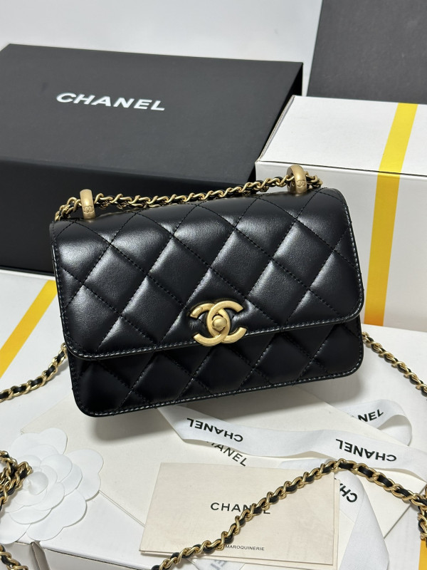 CL FLAP BAG - 12×19×8cm [AS2615] CELINE CHANEL ACCESSORIES LOEWE SHOES LOUIS VUITTON DIRO YSL OTHER BRAND HANDBAGS BALENCIAGA BOTTEGA VENETA GOYARD HERMES BURBERRY VALENTINO GUCCI FENDI MIUMIU CHLOE PRADA BVLGARI SUITCASE NEW ARRIVAL 
