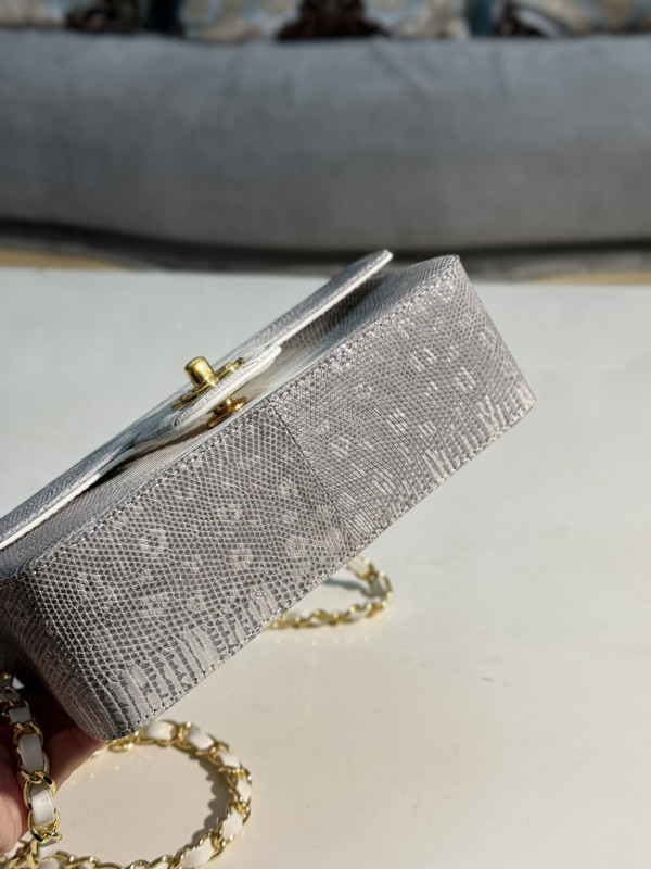 CL FLAP BAG 20CM [C1TJ2-091534] CELINE CHANEL ACCESSORIES LOEWE SHOES LOUIS VUITTON DIRO YSL OTHER BRAND HANDBAGS BALENCIAGA BOTTEGA VENETA GOYARD HERMES BURBERRY VALENTINO GUCCI FENDI MIUMIU CHLOE PRADA BVLGARI SUITCASE NEW ARRIVAL 