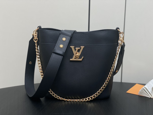 (image for) LOUIS VUITTON Lock and Walk - 20 x 20.5 x 12CM
