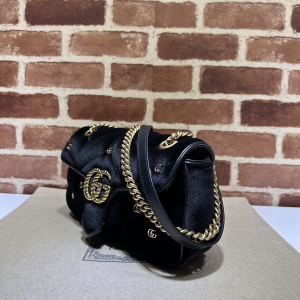 GUCCI GG Marmont SMALL shoulder bag [443497-01] CELINE CHANEL ACCESSORIES LOEWE SHOES LOUIS VUITTON DIRO YSL OTHER BRAND HANDBAGS BALENCIAGA BOTTEGA VENETA GOYARD HERMES BURBERRY VALENTINO GUCCI FENDI MIUMIU CHLOE PRADA BVLGARI SUITCASE NEW ARRIVAL 