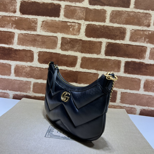 GUCCI GG Marmont half-moon-shaped small bag [777263-02] CELINE CHANEL ACCESSORIES LOEWE SHOES LOUIS VUITTON DIRO YSL OTHER BRAND HANDBAGS BALENCIAGA BOTTEGA VENETA GOYARD HERMES BURBERRY VALENTINO GUCCI FENDI MIUMIU CHLOE PRADA BVLGARI SUITCASE NEW ARRIVAL 