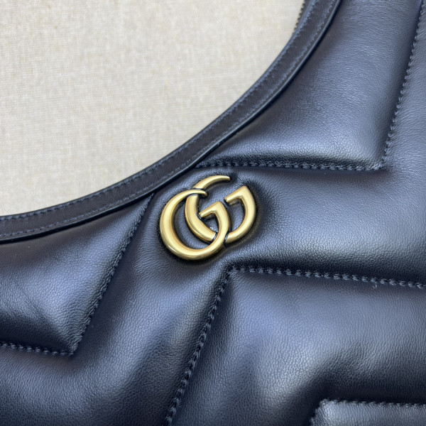 GUCCI GG Marmont half-moon-shaped small bag [777263-02] CELINE CHANEL ACCESSORIES LOEWE SHOES LOUIS VUITTON DIRO YSL OTHER BRAND HANDBAGS BALENCIAGA BOTTEGA VENETA GOYARD HERMES BURBERRY VALENTINO GUCCI FENDI MIUMIU CHLOE PRADA BVLGARI SUITCASE NEW ARRIVAL 