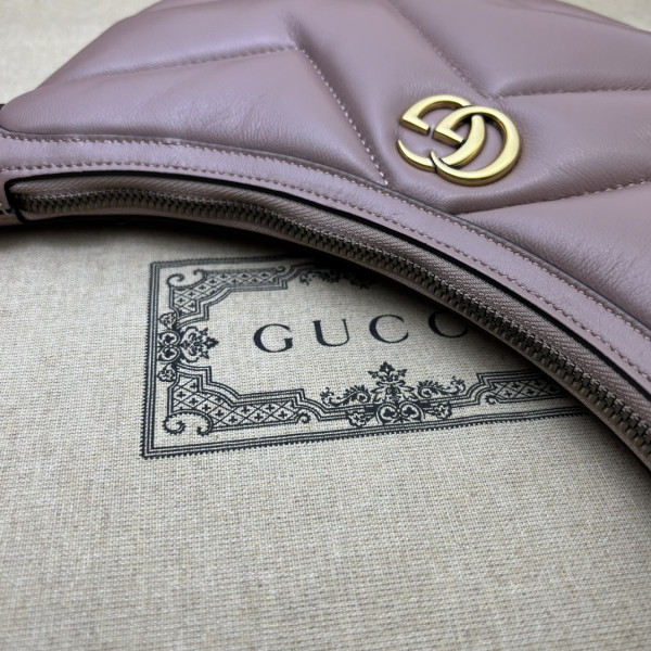 GUCCI GG Marmont half-moon-shaped small bag [777263-01] CELINE CHANEL ACCESSORIES LOEWE SHOES LOUIS VUITTON DIRO YSL OTHER BRAND HANDBAGS BALENCIAGA BOTTEGA VENETA GOYARD HERMES BURBERRY VALENTINO GUCCI FENDI MIUMIU CHLOE PRADA BVLGARI SUITCASE NEW ARRIVAL 