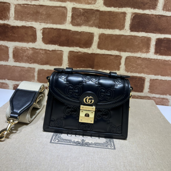 GUCCI GG MATELASS? SMALL TOP HANDLE BAG [C1TIX-085021] CELINE CHANEL ACCESSORIES LOEWE SHOES LOUIS VUITTON DIRO YSL OTHER BRAND HANDBAGS BALENCIAGA BOTTEGA VENETA GOYARD HERMES BURBERRY VALENTINO GUCCI FENDI MIUMIU CHLOE PRADA BVLGARI SUITCASE NEW ARRIVAL 