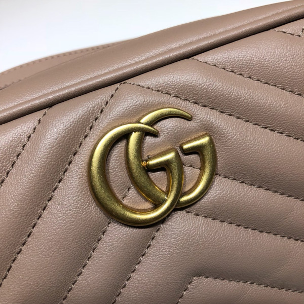 GUCCI GG Marmont mini shoulder bag [C1TIX-082000] CELINE CHANEL ACCESSORIES LOEWE SHOES LOUIS VUITTON DIRO YSL OTHER BRAND HANDBAGS BALENCIAGA BOTTEGA VENETA GOYARD HERMES BURBERRY VALENTINO GUCCI FENDI MIUMIU CHLOE PRADA BVLGARI SUITCASE NEW ARRIVAL 