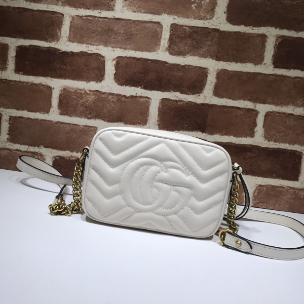 GUCCI GG Marmont mini shoulder bag [C1TIX-081859] CELINE CHANEL ACCESSORIES LOEWE SHOES LOUIS VUITTON DIRO YSL OTHER BRAND HANDBAGS BALENCIAGA BOTTEGA VENETA GOYARD HERMES BURBERRY VALENTINO GUCCI FENDI MIUMIU CHLOE PRADA BVLGARI SUITCASE NEW ARRIVAL 
