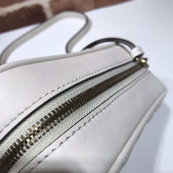 GUCCI GG Marmont mini shoulder bag [C1TIX-081859] CELINE CHANEL ACCESSORIES LOEWE SHOES LOUIS VUITTON DIRO YSL OTHER BRAND HANDBAGS BALENCIAGA BOTTEGA VENETA GOYARD HERMES BURBERRY VALENTINO GUCCI FENDI MIUMIU CHLOE PRADA BVLGARI SUITCASE NEW ARRIVAL 