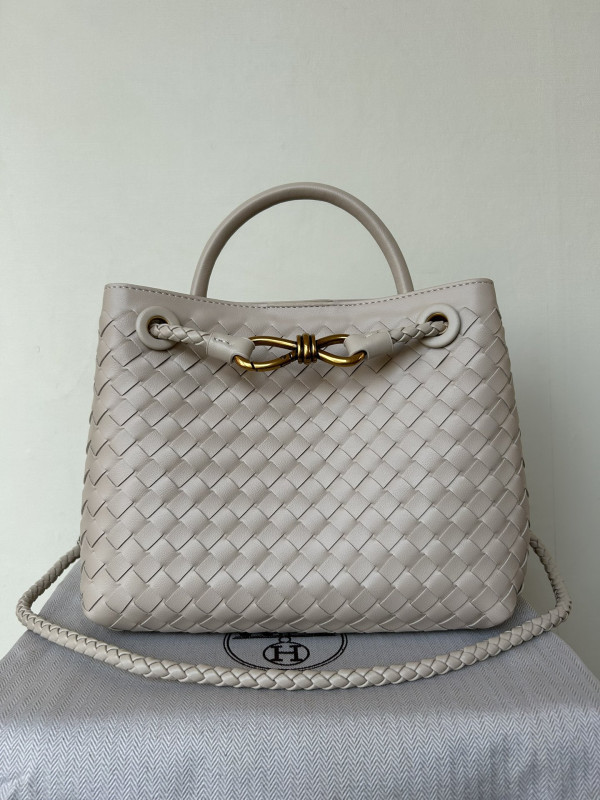 (image for) BOTTEGA VENETA SMALL ANDIAMO-25*22*10.5cm