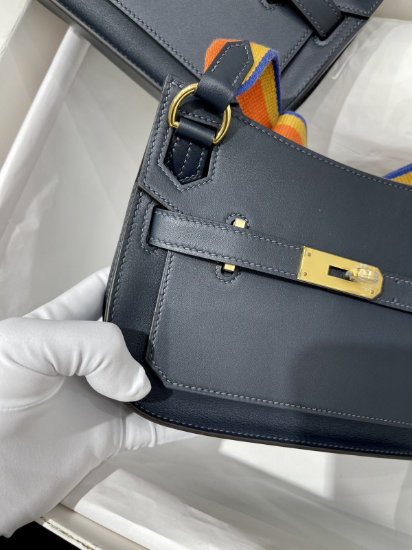 (image for) Hermes Jypsiere Mini Bag in Swift Leather Gris Meyer