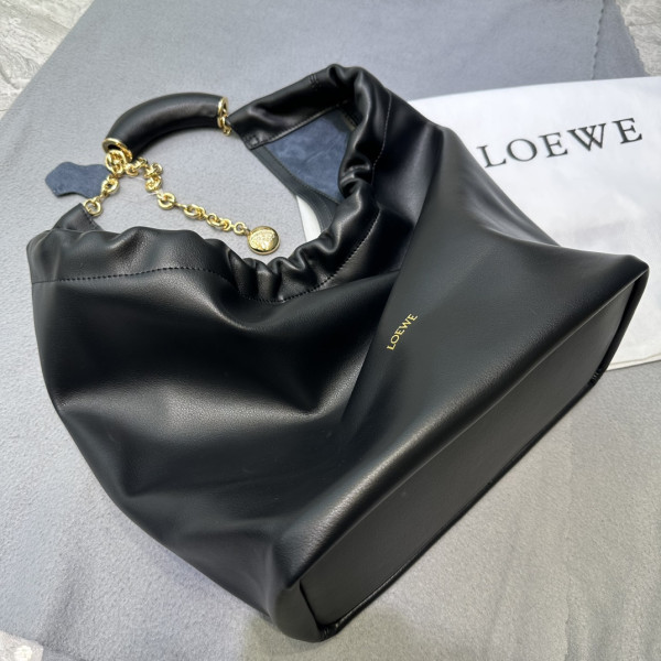 (image for) Lowee Small Squeeze bag in nappa lambskin-24*29*10.5cm
