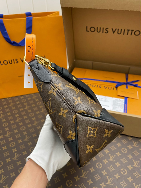 (image for) LOUIS VUITTON BOULOGNE